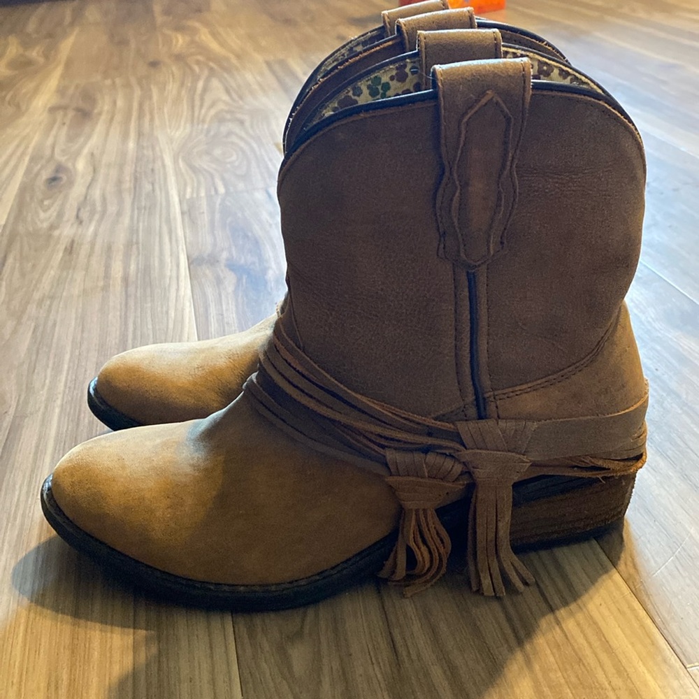 Women’s Laredo Kyra ankle boot